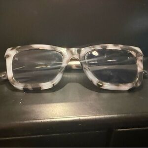 Aerie black and white tortoiseshell sunglasses
